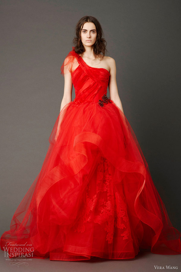 vera-wang-spring-2013-bridal-collection.jpg