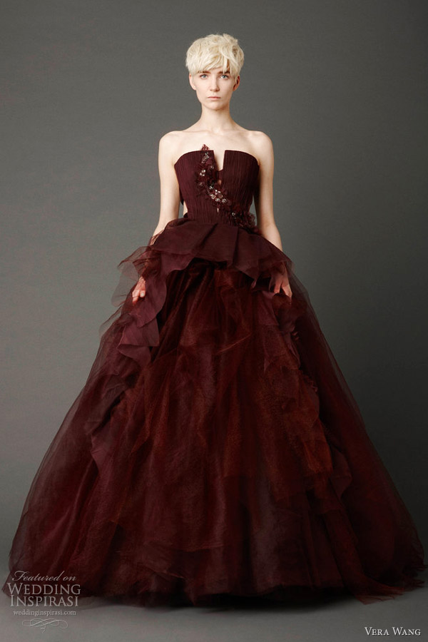 vera-wang-spring-2013-burgundy-wedding-dress.jpg