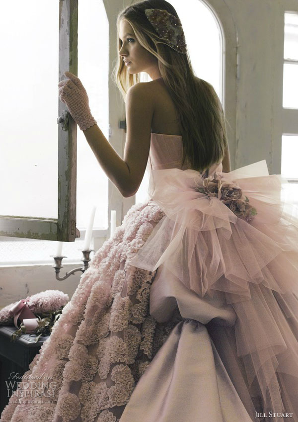 jill-stuart-pink-wedding-dress-2013-.jpg