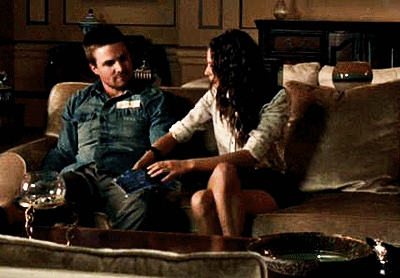 mine-arrow-damaged-gif-queencest-oliver-thea-queen-ice-pack-1.gif