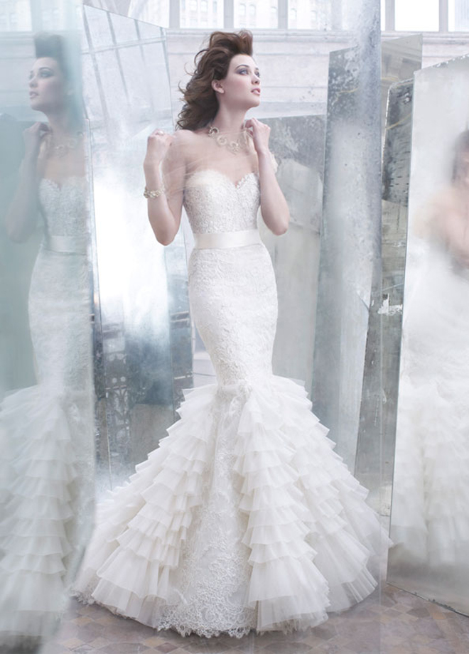 lazaro-bridal-l-fall-2012-lace-pleated-trumpet-gown-sweetheart-corseted-silk-ribbon-belt-natural-waist-chapel-train-3258_zm.jpg