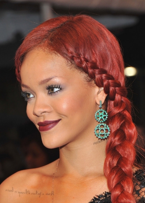 Rihanna-Hair-Met-Ball-2011-714x1024.jpg