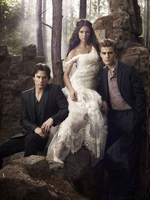Vampire+Diaries+Season+2+Cast+Promotional+Photo.jpg