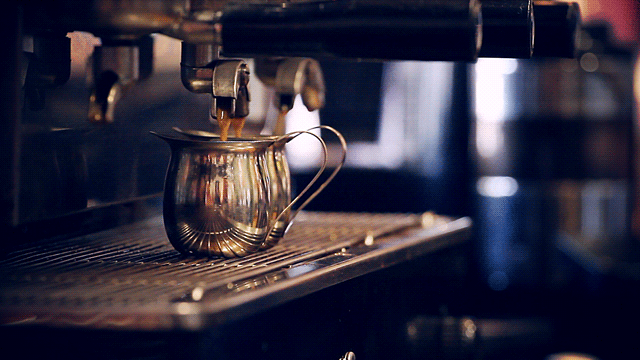 Cinemagraphs-Expresso-Coffee.gif