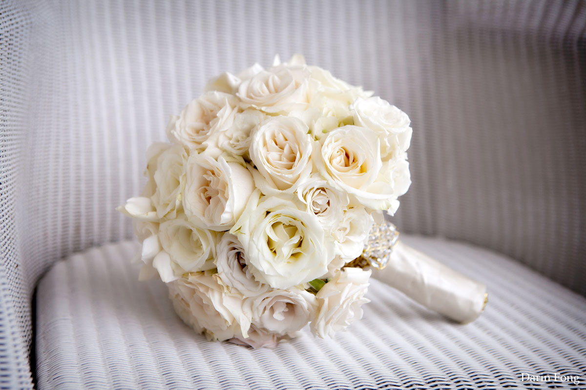 Classic-white-roses-gardenia-bridal-bouquet.jpg