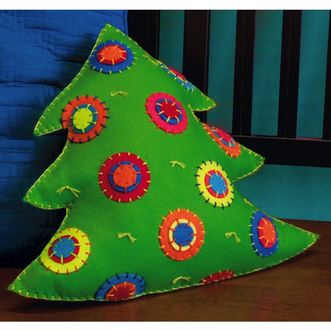 colorful-tree-pillow-christmas-felt-kit.jpg