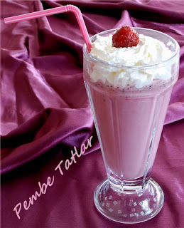 %C3%87ilekli+Milkshake.jpg