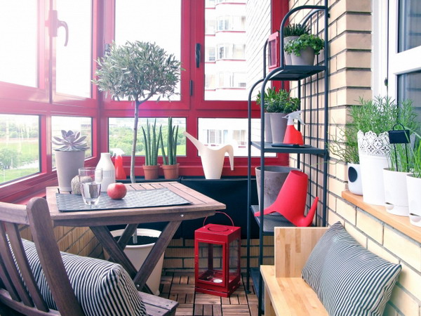 kucuk-balkon-dekorasyonu3.jpg